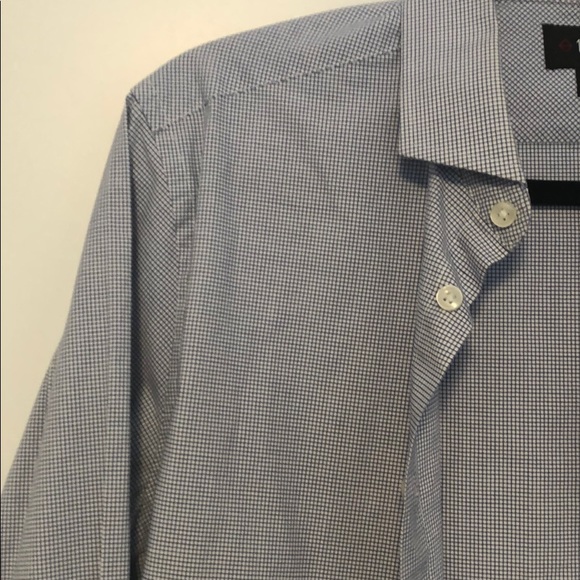 1670 Dress Shirt-White with Blue Line Pattern - Picture 4 of 5